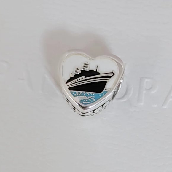 Totem & Cruise Ship Pandora Charm Alaska Heart Pendant Bead S925 Silver with box - Picture 5 of 6